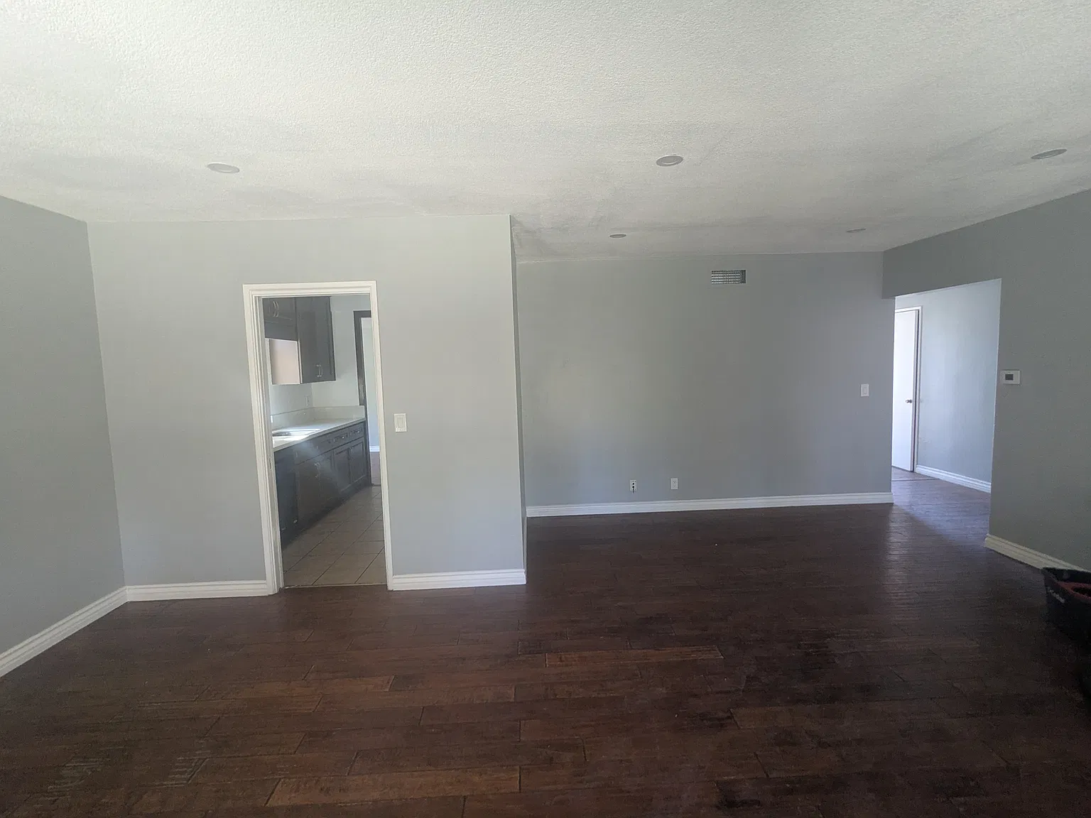 4 bed, 1700 sqft, $3,900 — Photo 4