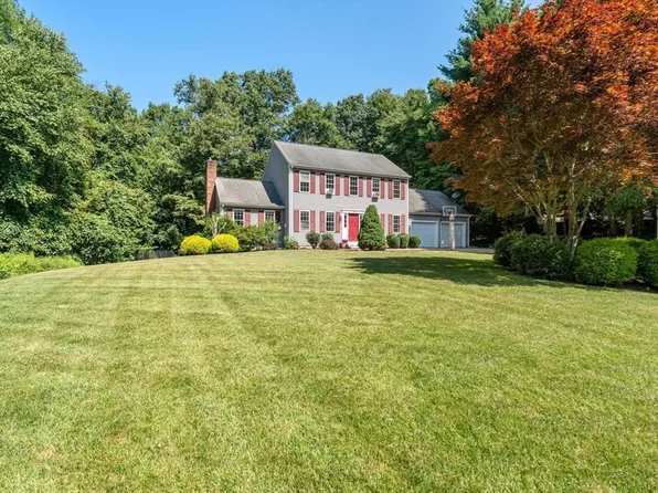 75 Connor Pass, Uxbridge, MA 01569