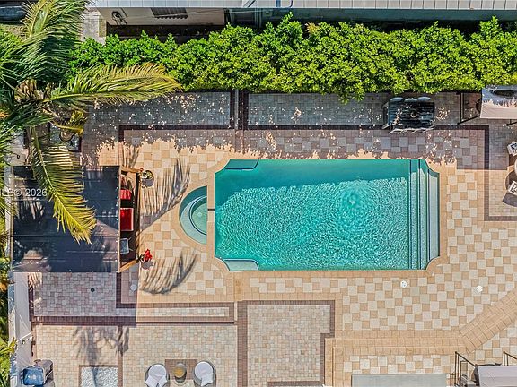 5th image of 500 94th St