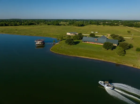 8551 Fm 85, Ennis, TX 75119