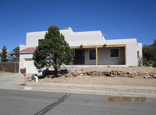 2721 Puerto Bonito, Santa Fe, NM 87505