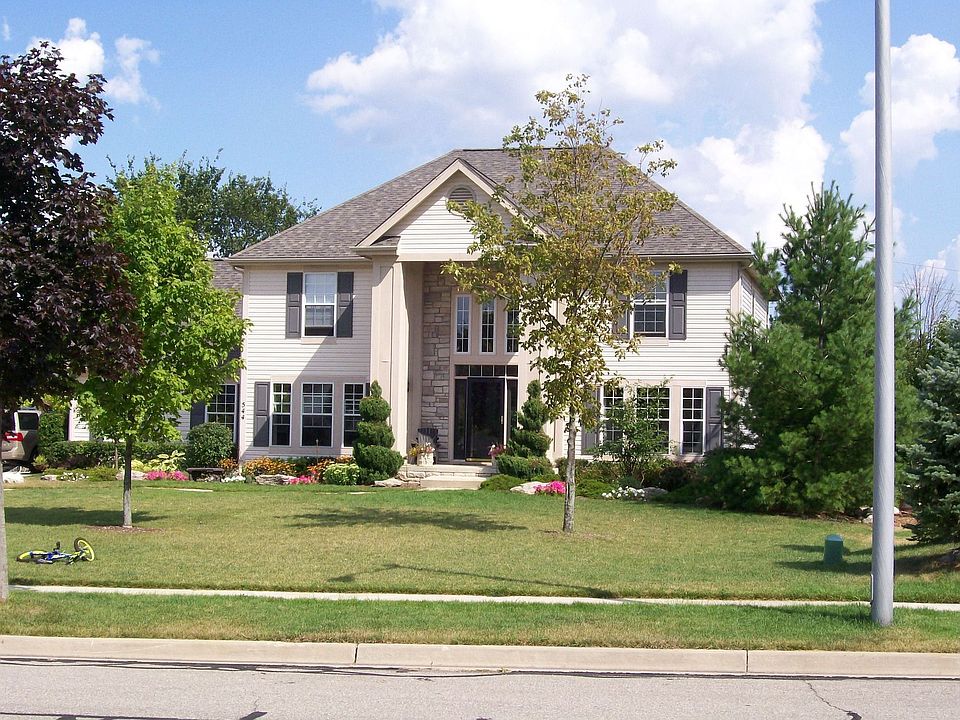 544 E. Castlebury