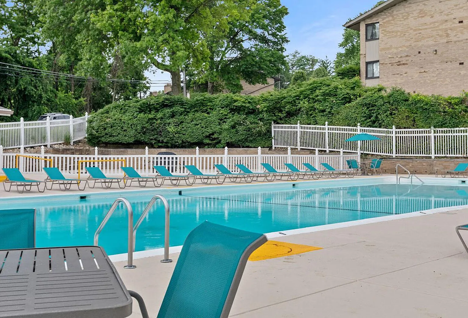 Hyland Hills — Photo 2