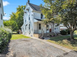 209 1st St, Enola, PA 17025