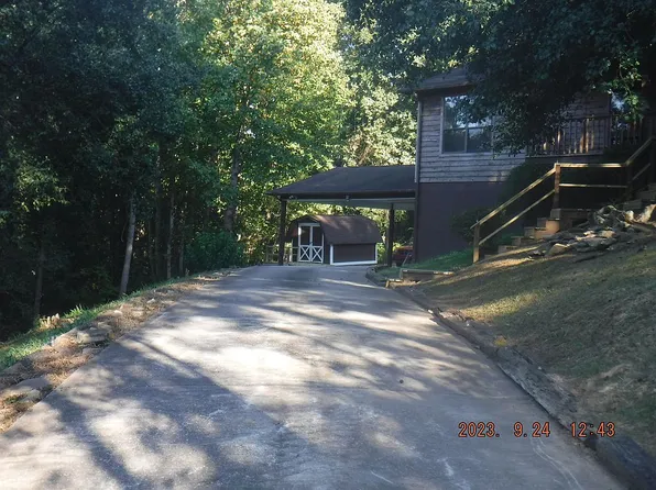 125 White Loop Rd, Clinton, TN 37716