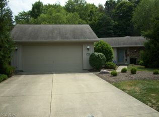 12636 Olympus Ct, Strongsville, OH 44149