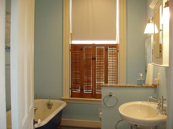 Front bath