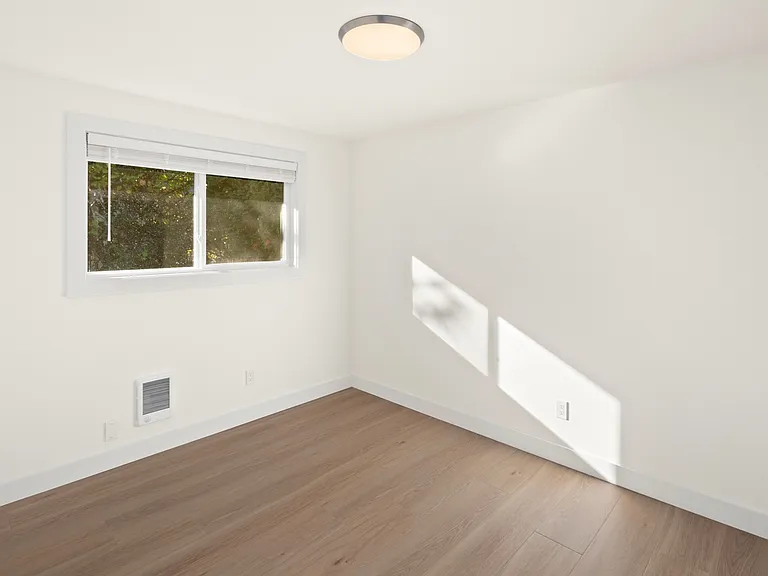 845 Kirkland Way #C — Photo 9