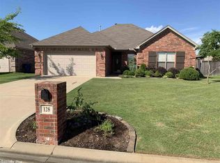 128 Vienne Pl, Maumelle, AR 72113