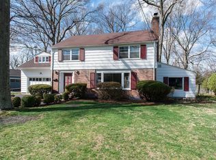 29 Sunset Dr, Summit, NJ 07901