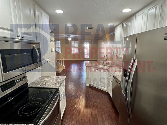 4th image of 1613 Napoli Dr W #1613