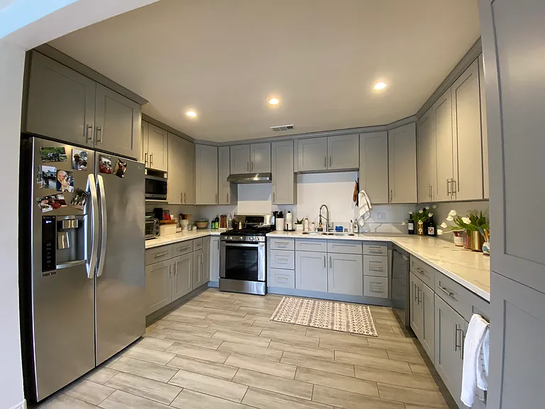 2111 E Bermuda St #0 — Photo 5