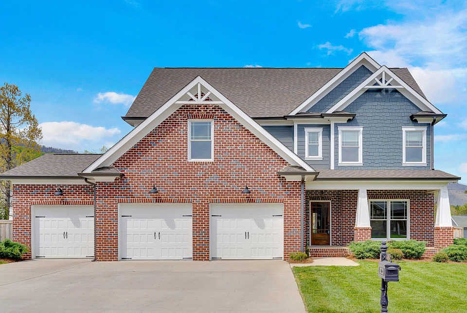 1st image of 747 Deer Valley Dr