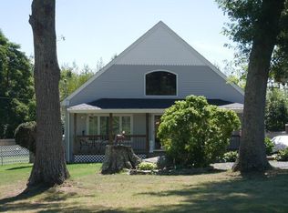 565 Tremont St, Rehoboth, MA 02769