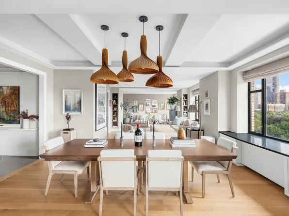 110 Central Park South image 12 of 48