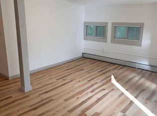 31 Island Rd APT 1, West Townshend, VT 05359