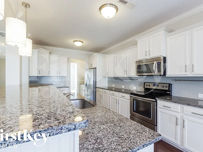 2605 Impatien Dr — Photo 6