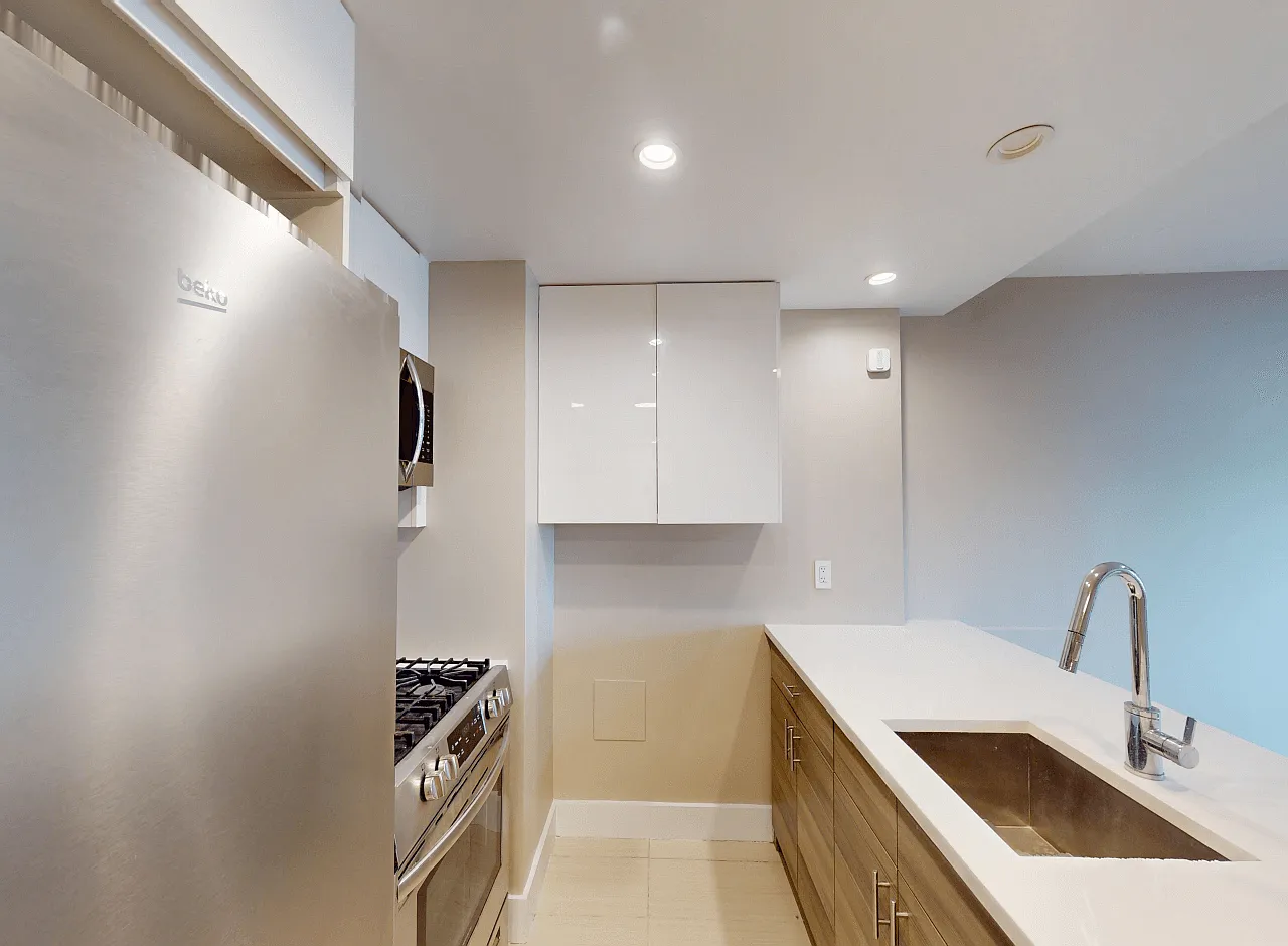 80 North Moore Street — Photo 3