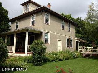 200 Prospect St, Lee, MA 01238