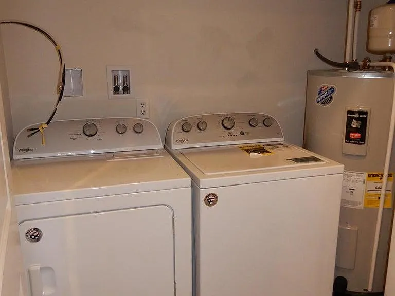 268 Washington St #210 — Photo 6