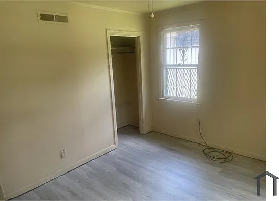 2528 Attaway Ave — Photo 3