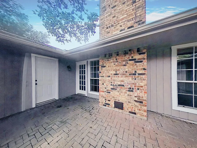 7618 Meadowhaven Dr — Photo 31