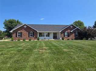 509 Bridgeway Dr, Troy, MO 63379