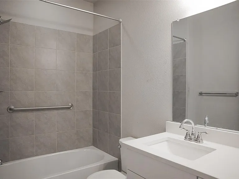 341 Mary Max Cir — Photo 10