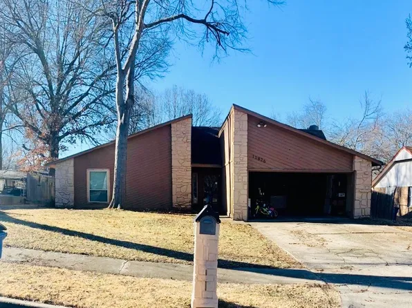 13826 E 27th Pl, Tulsa, OK 74134