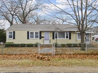 663 Pendleton Ave, Chicopee, MA 01020