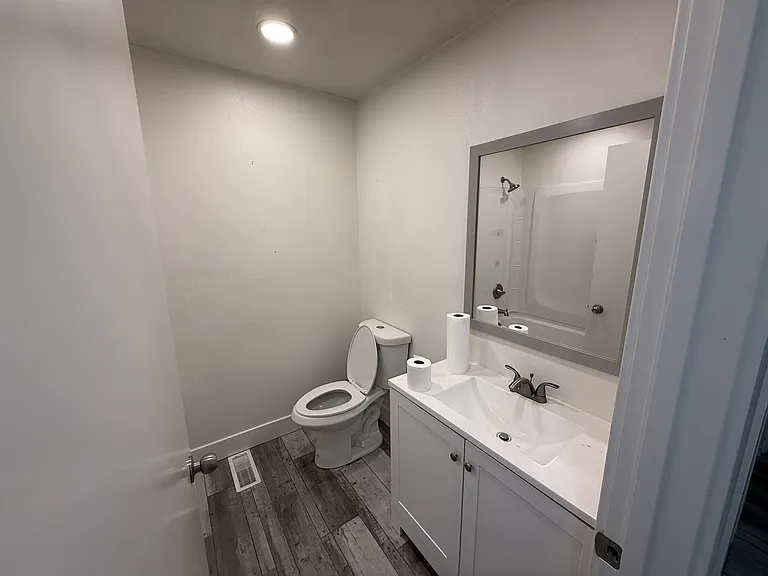 177 Almond Ave — Photo 8