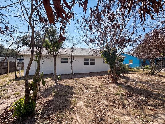 5th image of 1100 CAREFREE COVE DRIVE