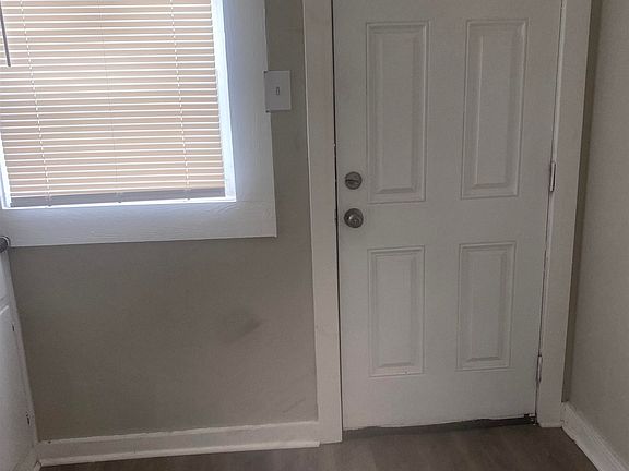 5th image of 1448 Menager Rd