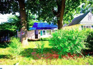 1218 Magnolia Ave, Croydon, PA 19021