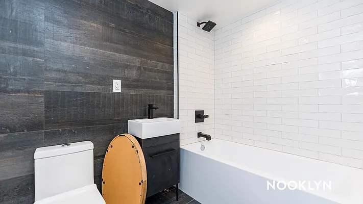 Rented by Nooklyn NYC LLC | media 18