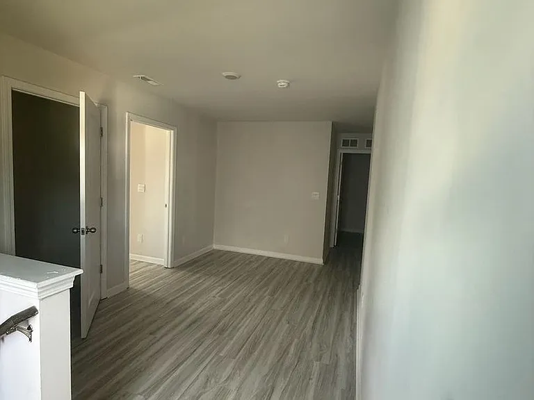 1838 Vanderlyn St — Photo 28