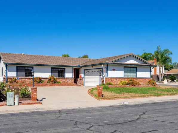 7936 Anders Cir, La Mesa, CA 91942