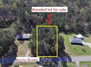 Burns St, Burns, NC 28170