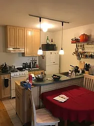 Rented by R New York