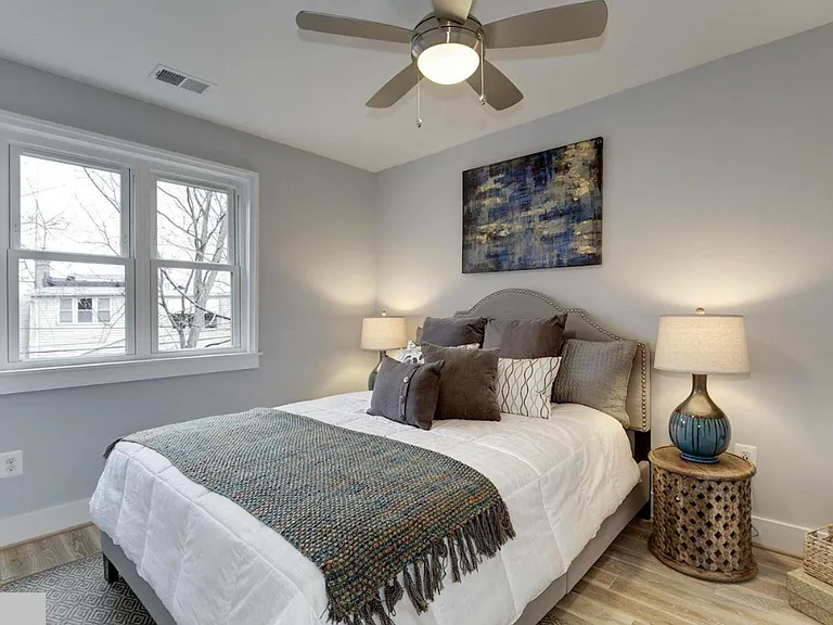 1516 K St SE #2D — Photo 7