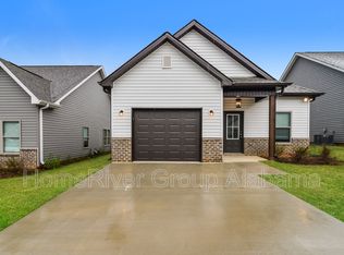 166 Park Dr N, Clanton, AL 35045