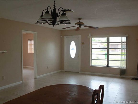 3rd image of 7720 NW 39th St