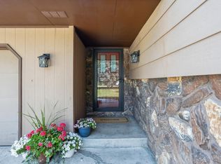 1734 Birch Lake Ave, White Bear Lake, MN 55110