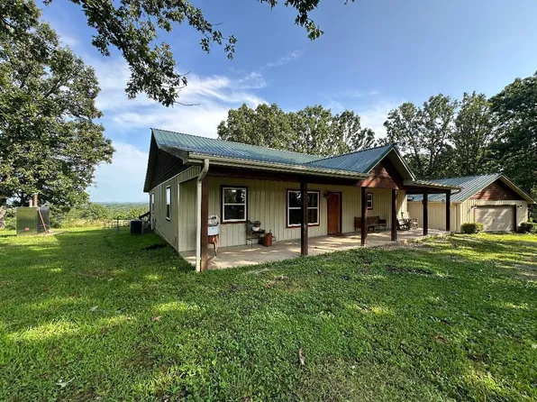 9088 Holly Lane, Mountain Grove, MO 65711