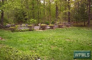 1st image of 136 Park Ln