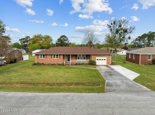 4184 New Circle Dr, Ayden, NC 28513
