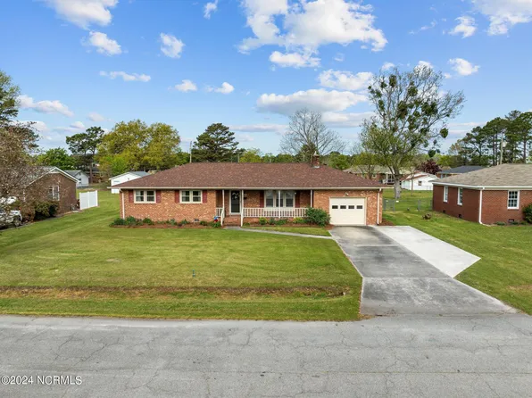 4184 New Circle Drive, Ayden, NC 28513
