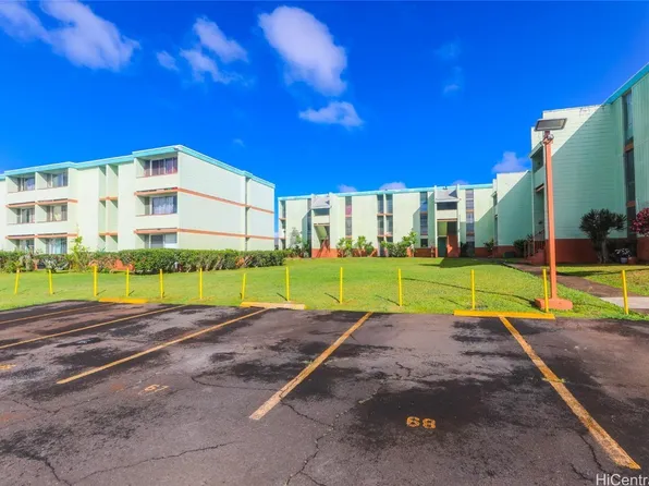 1046 Ehoeho Ave APT 327, Wahiawa, HI 96786