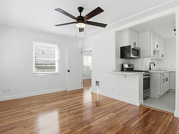 3rd image of 3670 1/2 Florida St