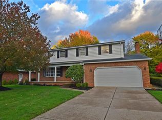 6743 Donna Rae Dr, Seven Hills, OH 44131